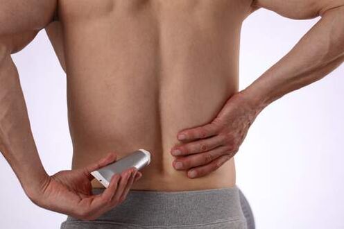 Los ungüentos y geles ayudan a eliminar el dolor de espalda. 